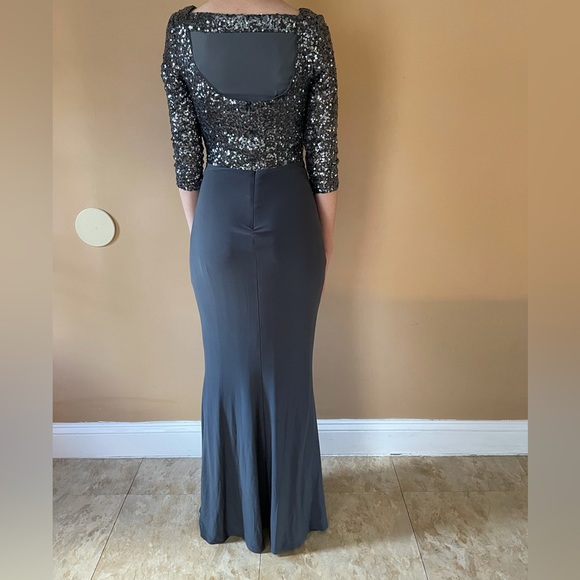 Elegant Ralph Lauren three-quarter sleeve sequin gray gown - Picture 3 of 3
